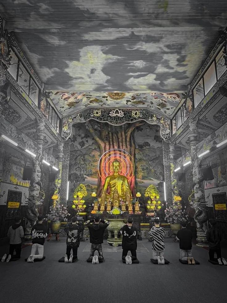 Truyện Bát Quái Báo Đời - Ynzhang