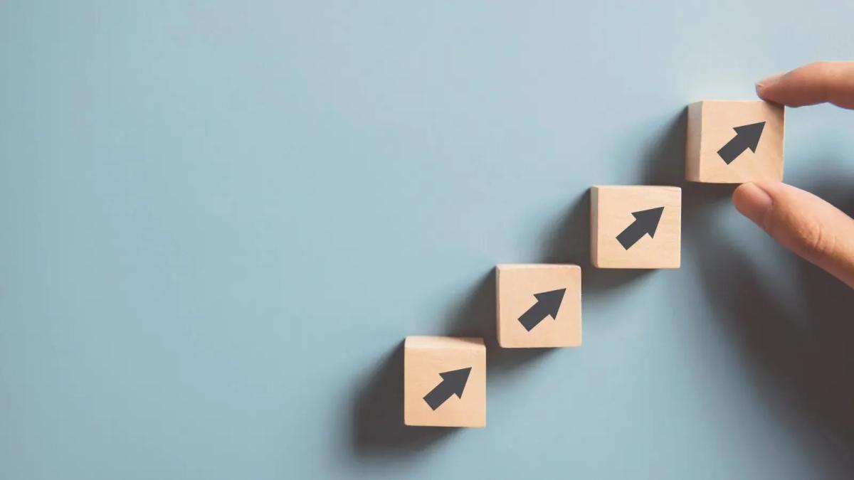 Truyện Chỉ trăm bước nữa là thành công số một - Truyện Cổ Tích