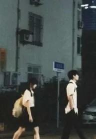 Truyện Chó Dữ Và Thư Tình - Lâm Thiên Hạ