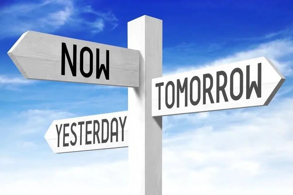 Truyện Hôm qua & ngày mai - Truyện Cổ Tích