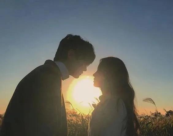 Truyện Luôn chờ em cúp máy trước - Truyện Cổ Tích