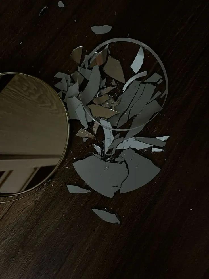 Truyện PHẢN QUANG CHI TỘI (Tội Ác Trong Gương) - Ynzhang