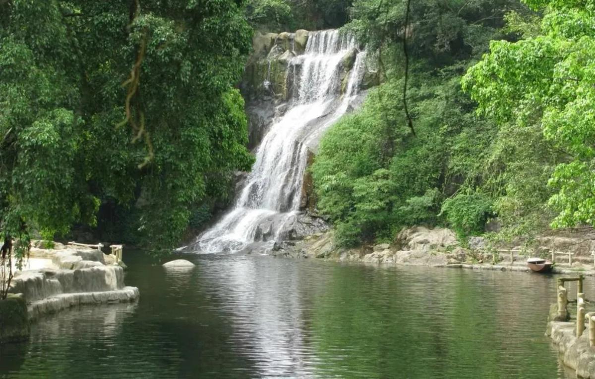 Truyện Sự tích ao vua - Truyện Cổ Tích