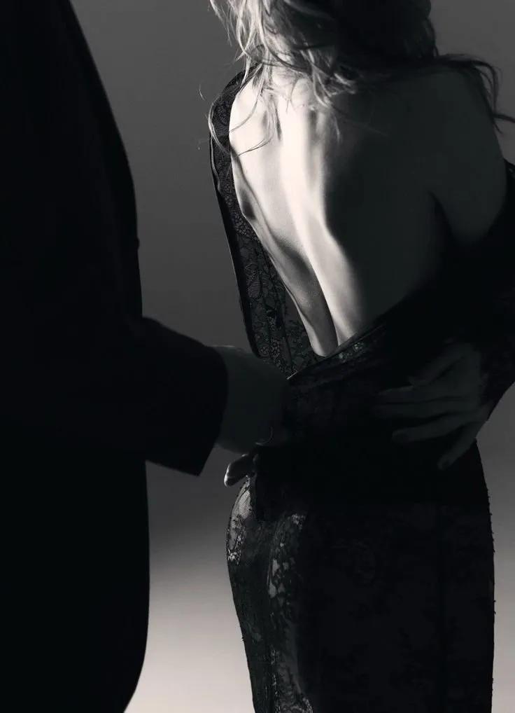 Truyện Mối Thù Dưới Lớp Vỏ Hứa Hẹn - Ngọc Linh