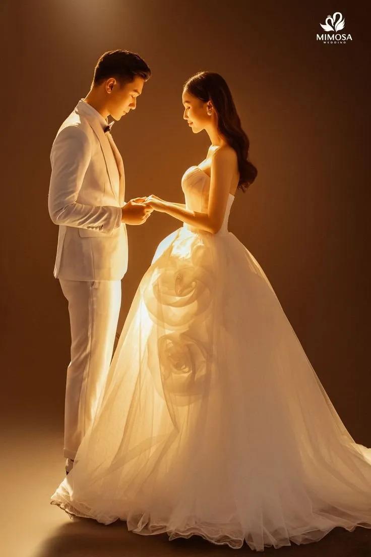 Truyện Tình Yêu Ngang Trái - Vũ Kel