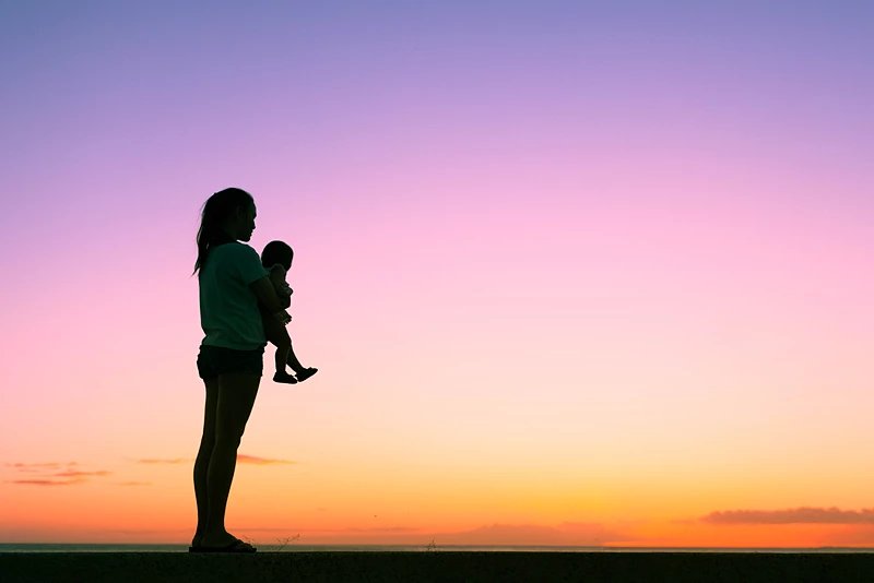 Truyện Con gái, mẹ và thần tượng - Truyện Cổ Tích