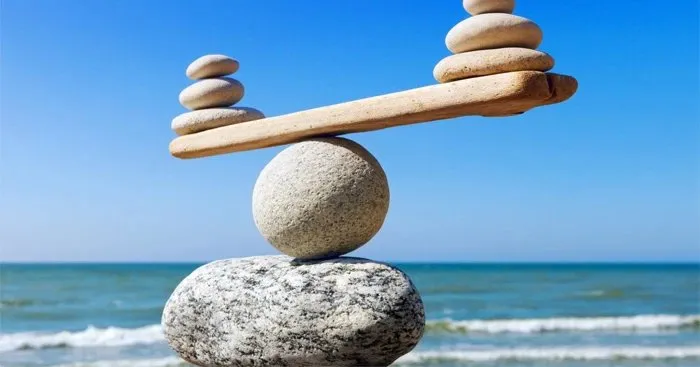 Truyện Điểm tựa - Truyện Cổ Tích