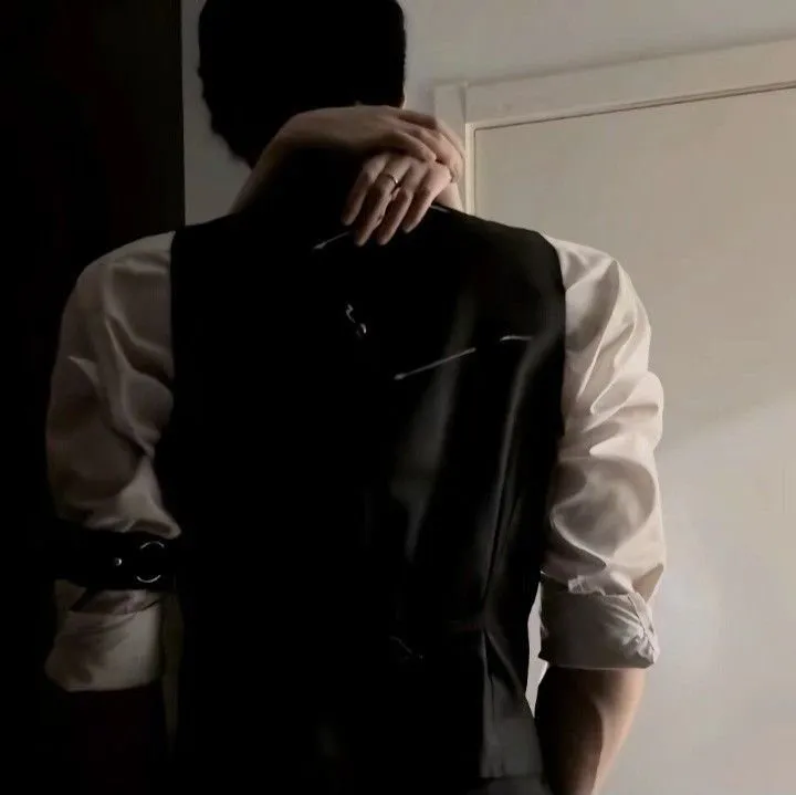 Truyện Nữ Thần Tí Hon và Ánh Trăng Lạnh Lùng - Ngọc Linh